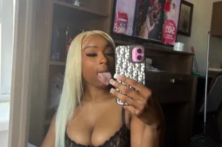 Lansing IL Incalls💦💦🥰White Men... - Image 1