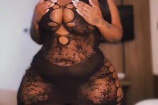 JUST VISITING ⏰ AVAILABLE NOW ... - Image 3